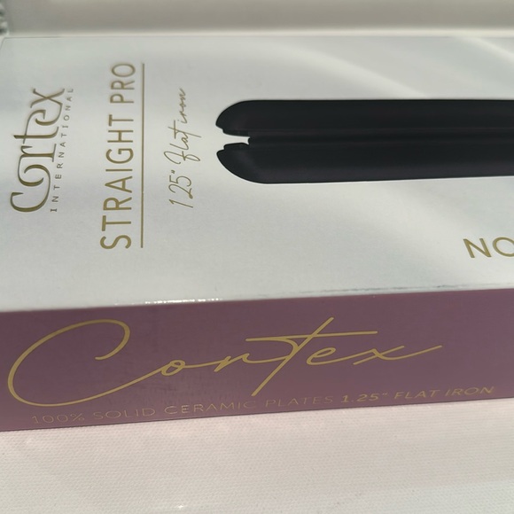 NIB Cortex International  100% Solid Ceramic Playes 1.25” Flat Iron w/temp … - Picture 2 of 11